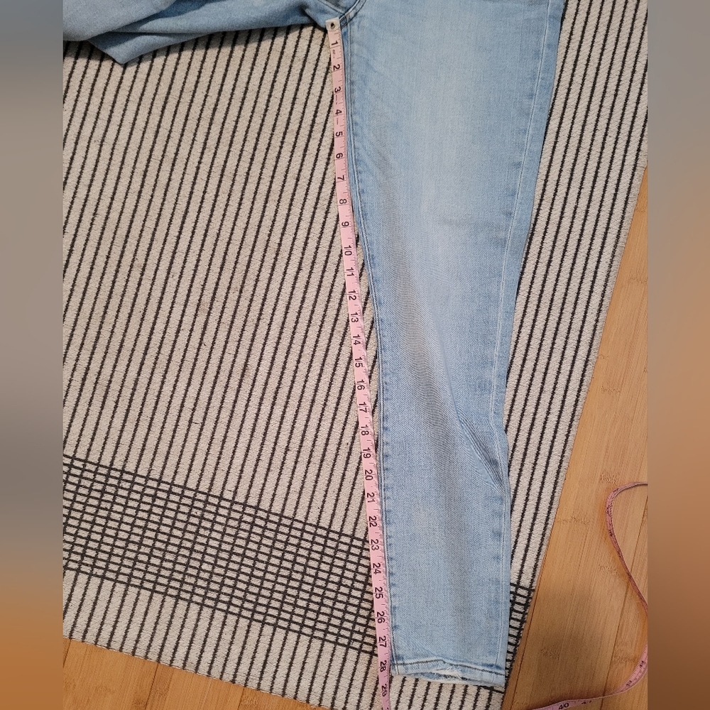 Loft Skinny Jeans - Picture 4 of 6